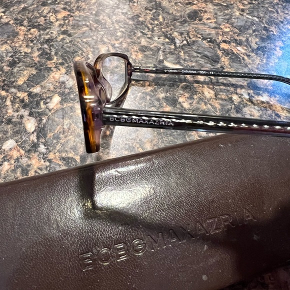 Womens BCBG MAXAZRIA frames - Picture 3 of 4